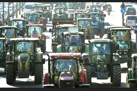 Las protestas del campo vuelven a movilizarse este míercoles y se concentraran frente a la subdelegación de gobierno en Málaga
