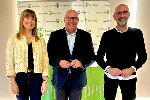 Los Servios Sociales del Ayuntamiento de Vélez-Málaga se transformarán digitalmente para prestar un mejor servicio a los usuarios