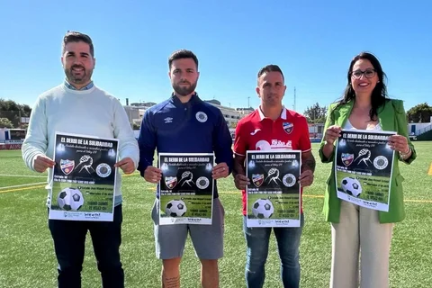 Vélez-Málaga presenta el derbi solidario 'Todos con el Vélez', que enfrentará a UD Torre del Mar y Vélez C.F. el próximo 17 de abril 