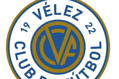 'Batacazo para el Vélez CF' Descenso administrativo y subasta de plaza en Tercera División