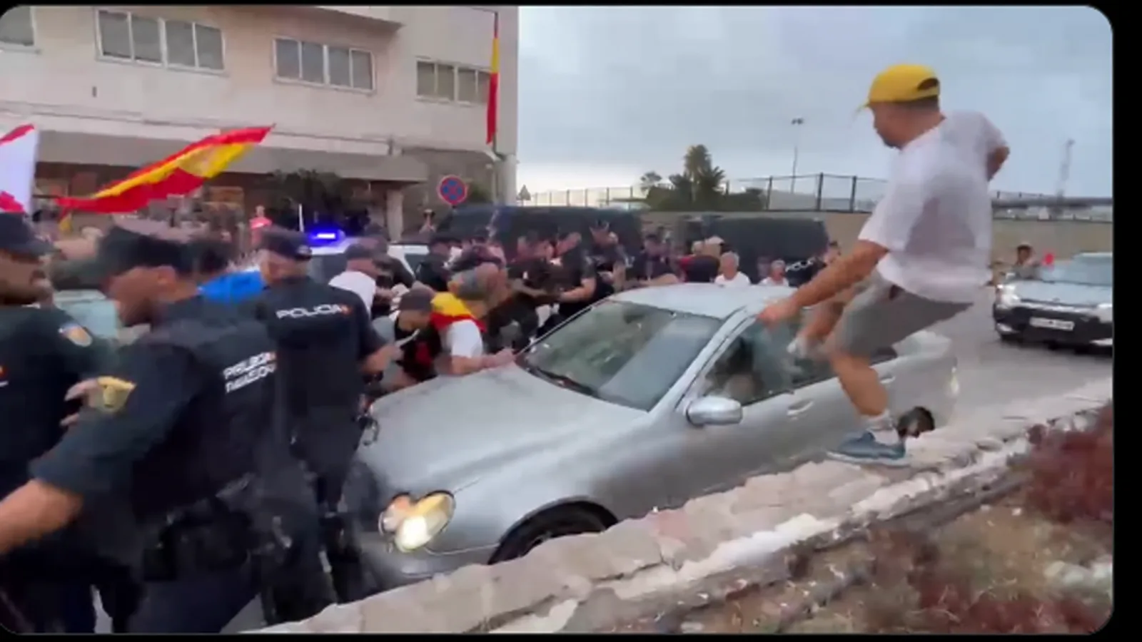 Agresión en Ceuta a Sofía Cánovas y Rafael Borrego